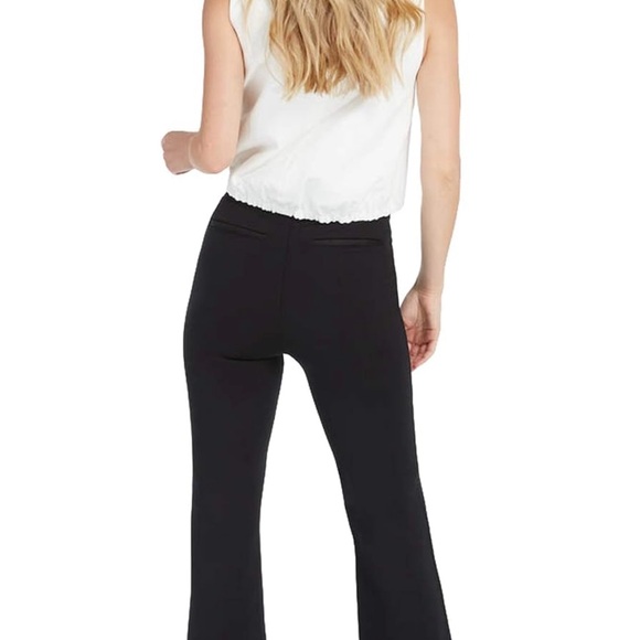 Elegant Black Women's Flared Pants - Picture 3 of 4